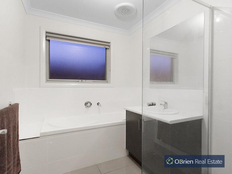 1/99 Brown Street, Leongatha VIC 3953