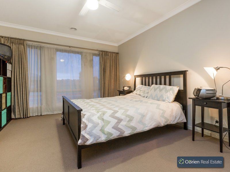 18 Bunbury Avenue, Narre Warren VIC 3805