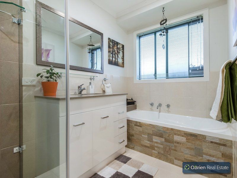 38 Clarinda Drive, Narre Warren VIC 3805