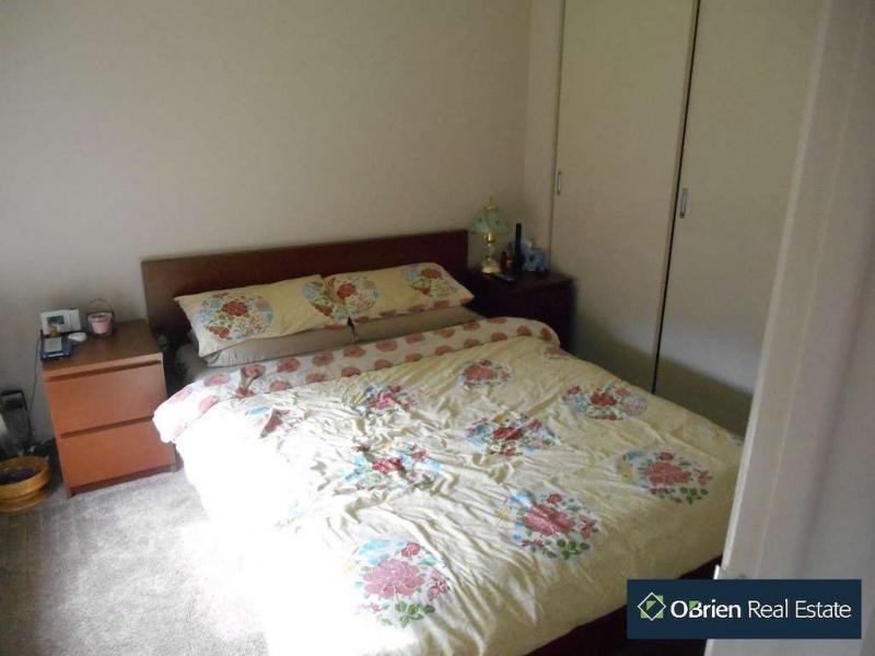 2/80 Prospect Hill Rd, Narre Warren VIC 3805