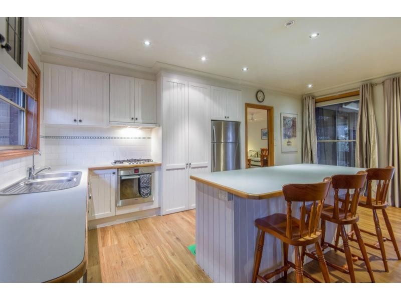 12 Paul Grove, Beaconsfield Upper VIC 3808