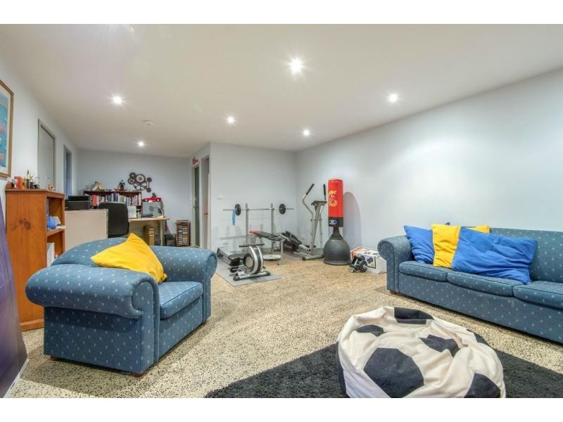 12 Paul Grove, Beaconsfield Upper VIC 3808