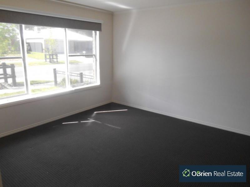 20 Windemere Boulevard, Pakenham VIC 3810