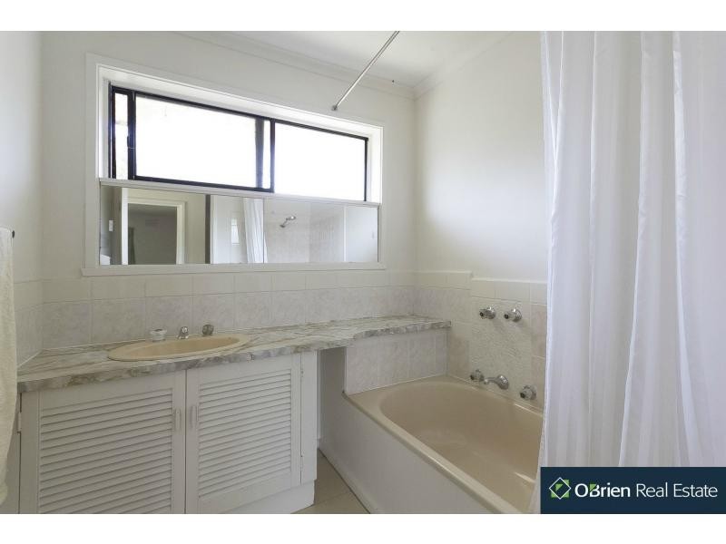 1 Fishermans Drive, Blind Bight VIC 3980