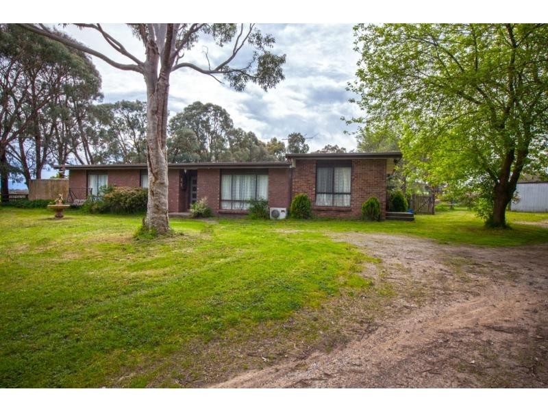 585 Edgar Road, Longwarry VIC 3816