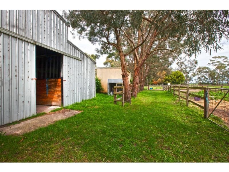 585 Edgar Road, Longwarry VIC 3816