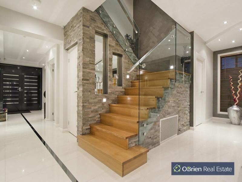 12 Cormorant Parade, Pakenham VIC 3810