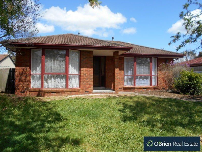 6 Beckington Crescent, Hampton Park VIC 3976