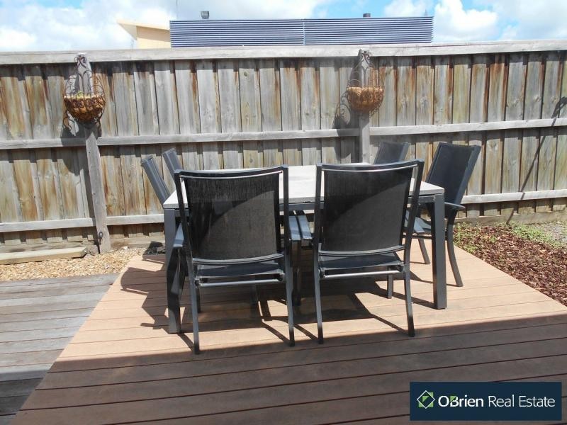 3 Hickory Drive, Narre Warren South VIC 3805