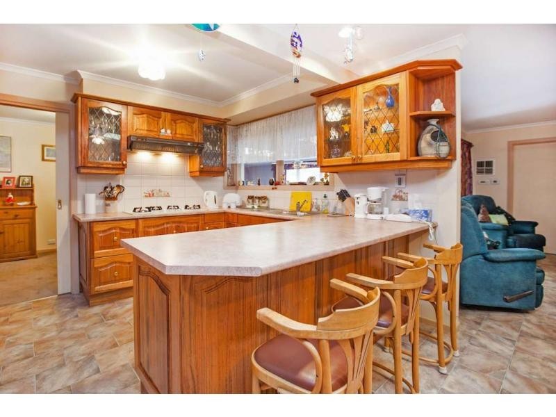 13 Kevin Close, Beaconsfield VIC 3807