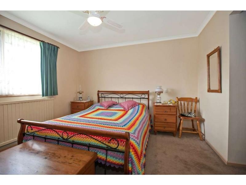 13 Kevin Close, Beaconsfield VIC 3807