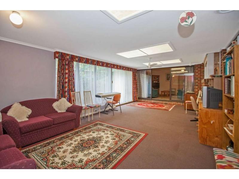 13 Kevin Close, Beaconsfield VIC 3807