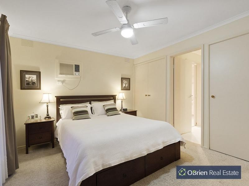 8 Montrose Court, Endeavour Hills VIC 3802