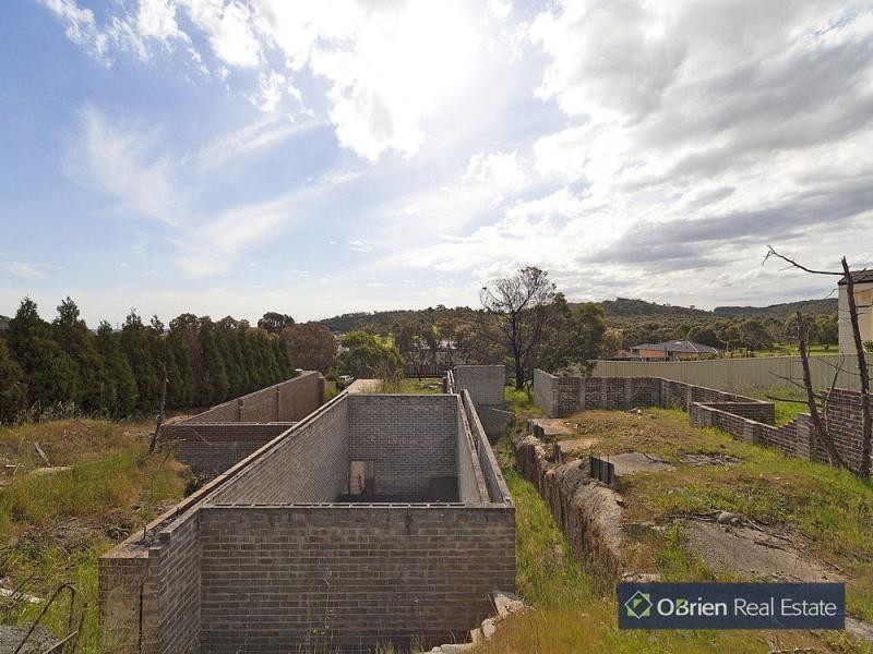 8 Hill Edge Court, Lysterfield South VIC 3156
