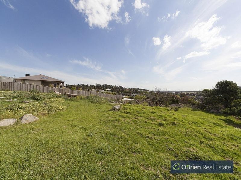 8 Hill Edge Court, Lysterfield South VIC 3156