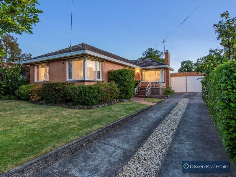 8 Kent Road, Narre Warren VIC 3805