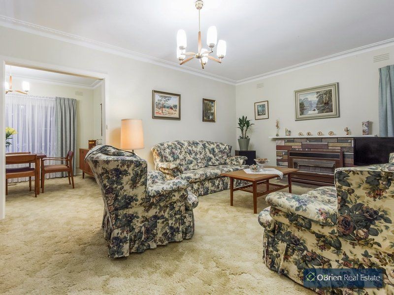 8 Kent Road, Narre Warren VIC 3805