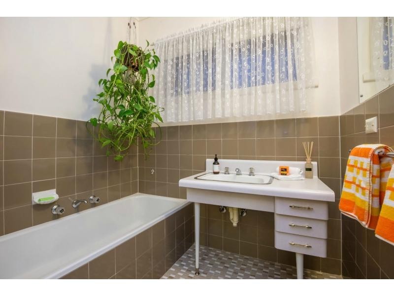 8 Kent Road, Narre Warren VIC 3805