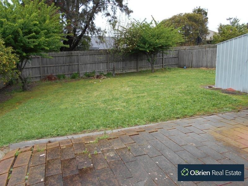 1 Saffron Drive, Hallam VIC 3803