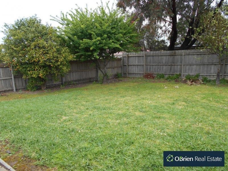 1 Saffron Drive, Hallam VIC 3803