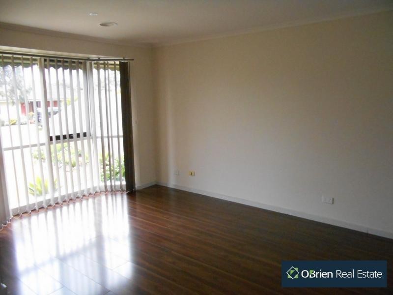 6 Princess Maria Place, Hampton Park VIC 3976