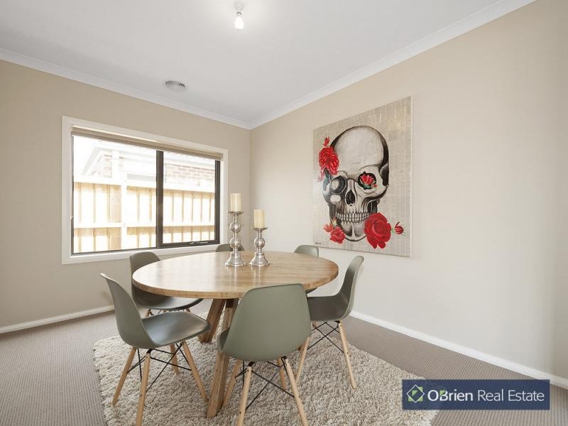 13 Red Poll Road, Cranbourne West VIC 3977