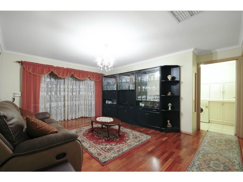 7 Hanna Drive, Endeavour Hills VIC 3802