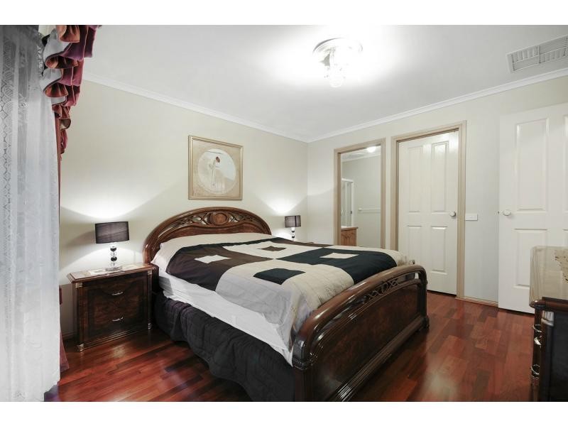 7 Hanna Drive, Endeavour Hills VIC 3802