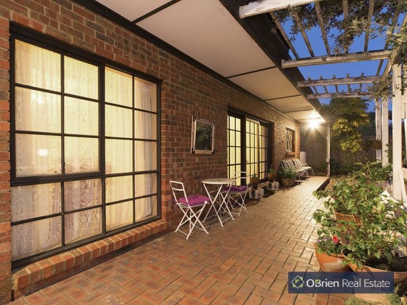 16 Cantala Court, Endeavour Hills VIC 3802