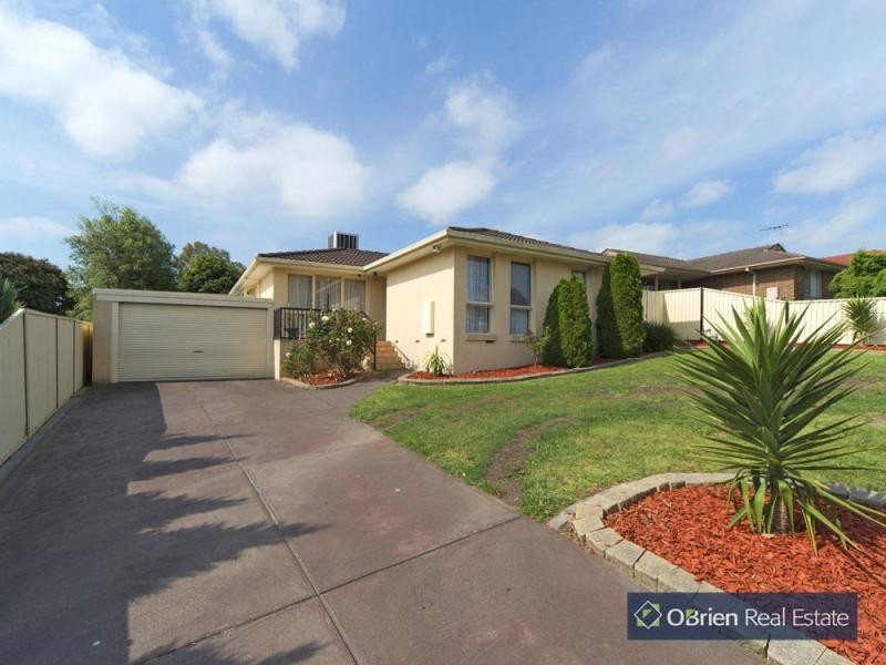 89 Sydney Parkinson Avenue, Endeavour Hills VIC 3802