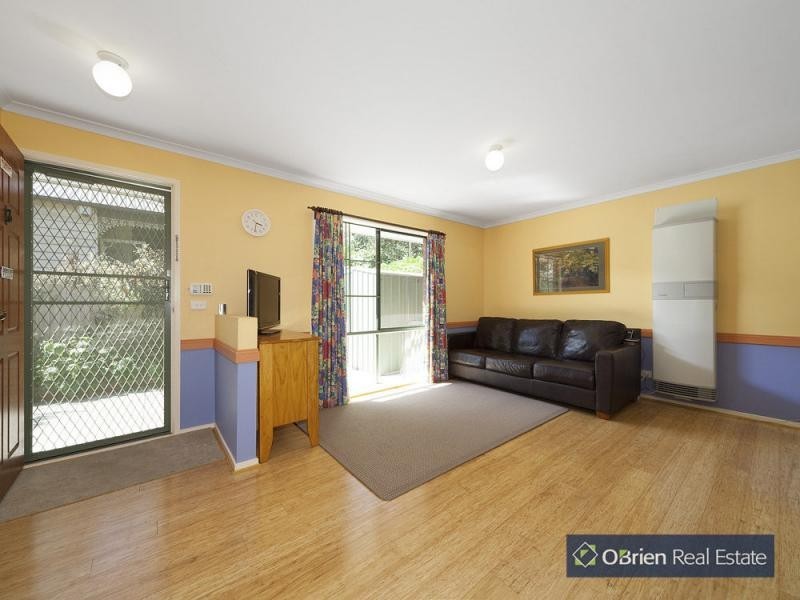 1/1 Wyuna Street, Ferntree Gully VIC 3156