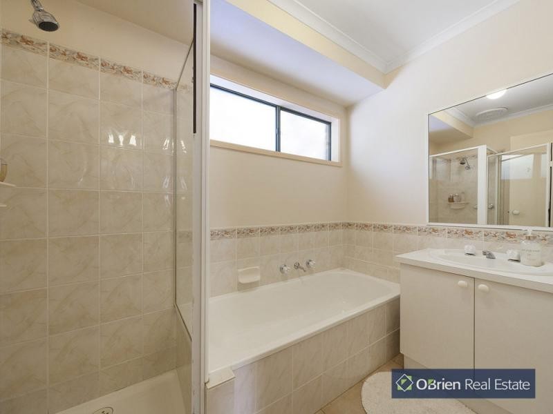 1/1 Wyuna Street, Ferntree Gully VIC 3156