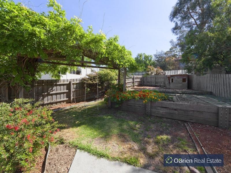 1/1 Wyuna Street, Ferntree Gully VIC 3156