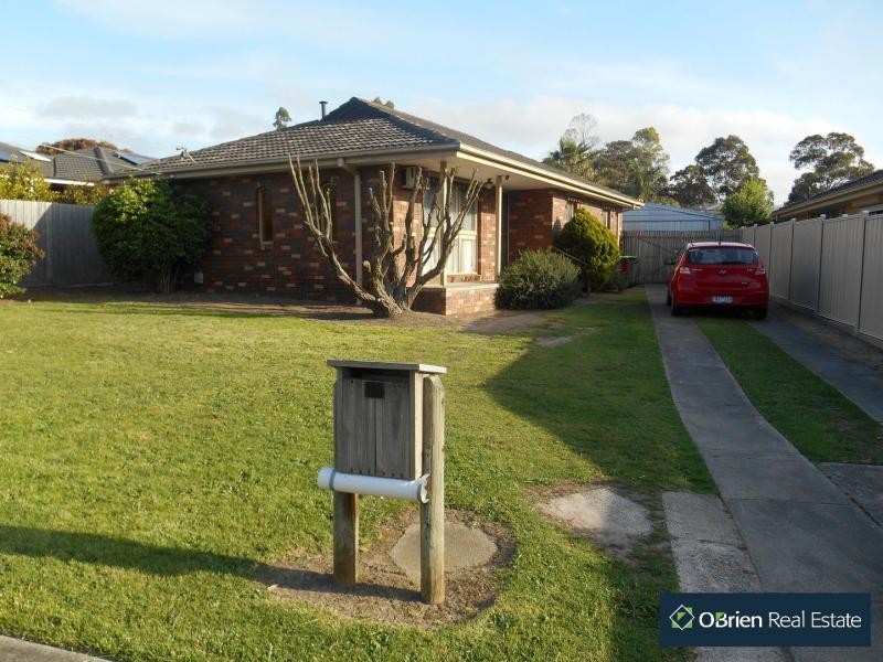 20 Lancaster Avenue, Narre Warren VIC 3805