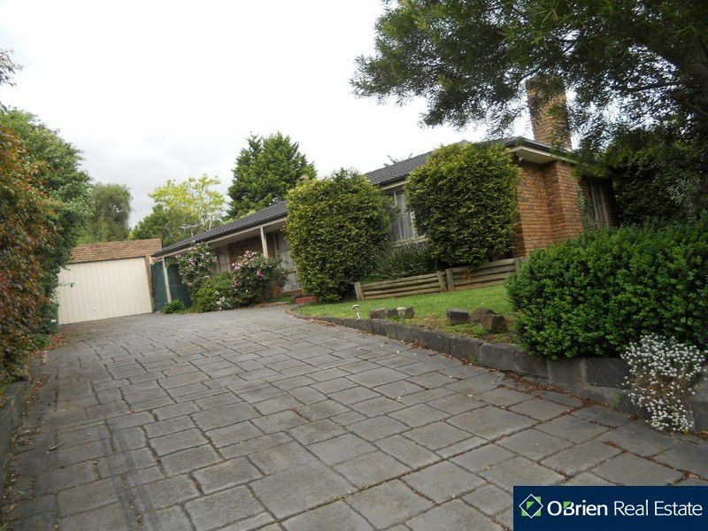 89 Cheviot Avenue, Berwick VIC 3806