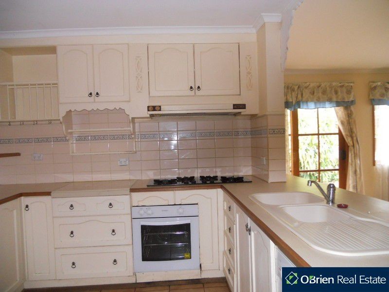 89 Cheviot Avenue, Berwick VIC 3806