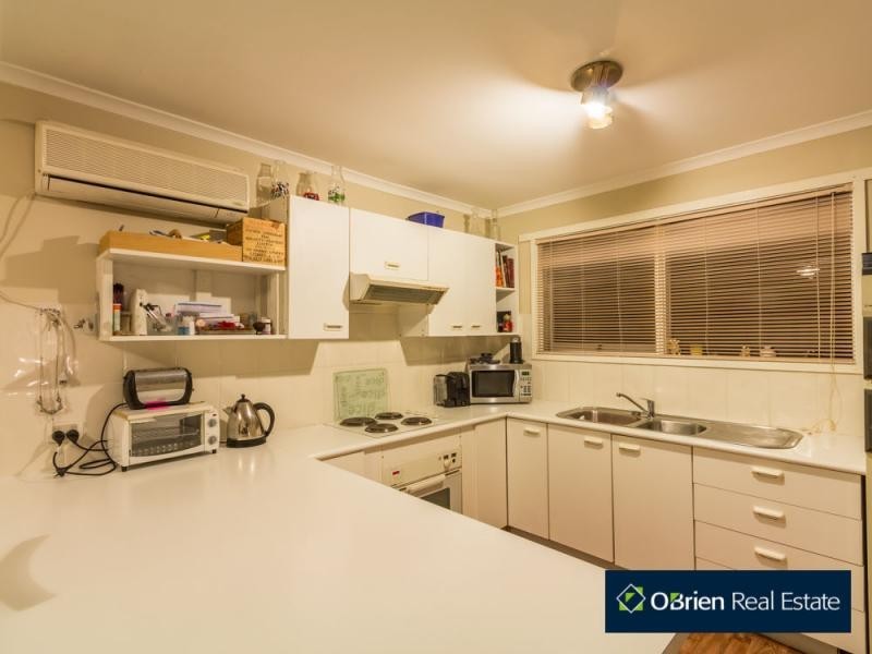 211 Smiths Lane, Cranbourne South VIC 3977