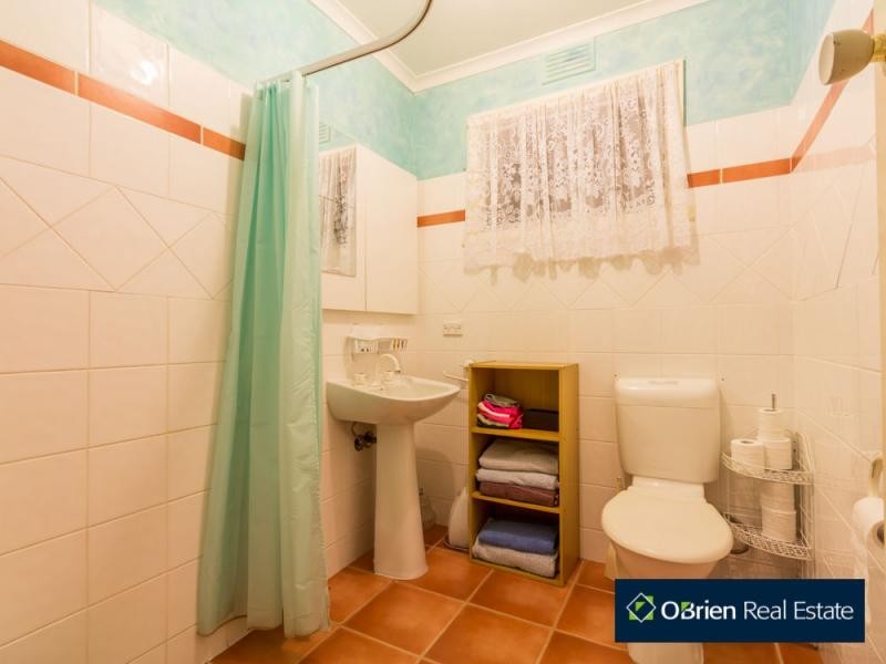 211 Smiths Lane, Cranbourne South VIC 3977