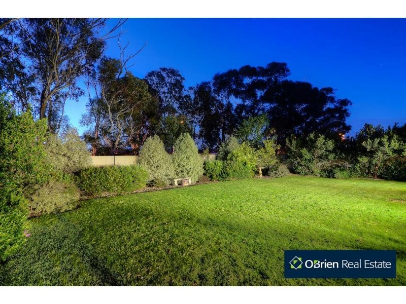 10 Sweet Gum Place, Sandhurst VIC 3977