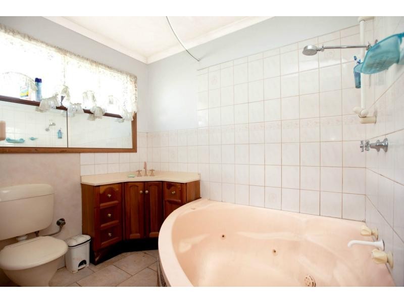 52 Lampard Road, Drouin VIC 3818