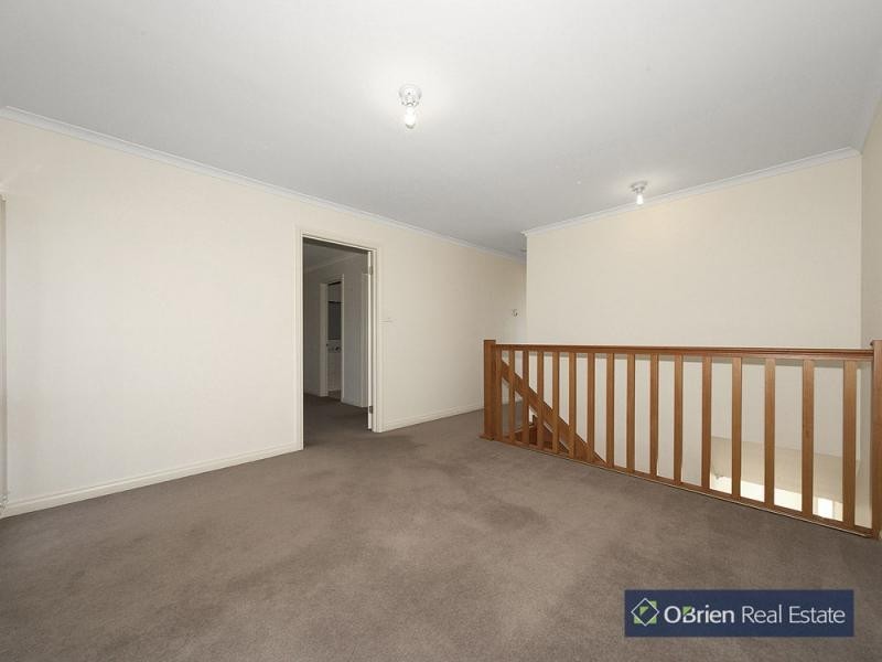 6 Normanton Place, Berwick VIC 3806