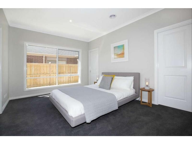13 Bunyip Drive, Drouin VIC 3818