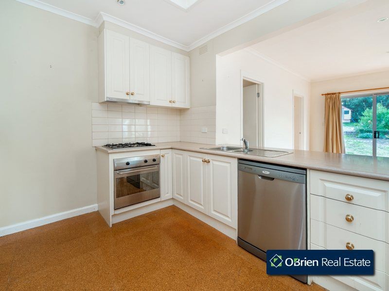 13 Fritzlaff Court, Berwick VIC 3806