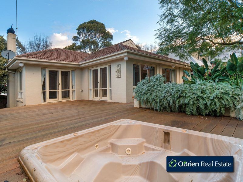 13 Fritzlaff Court, Berwick VIC 3806