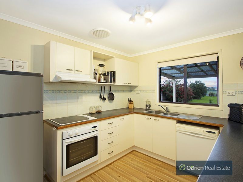 26 Tresize Court, Lang Lang VIC 3984