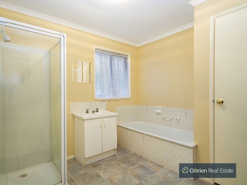 26 Tresize Court, Lang Lang VIC 3984
