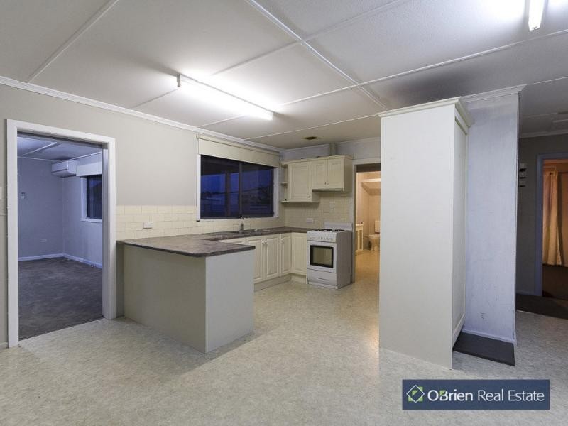 24 Henry Street, Koo Wee Rup VIC 3981