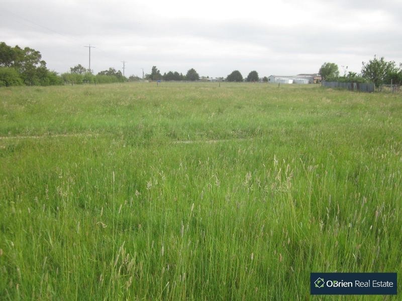 775 Tooradin Station Road, Clyde VIC 3978