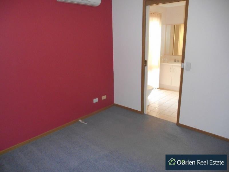 124 Kurrajong Road, Narre Warren VIC 3805