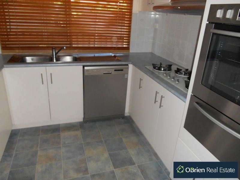 124 Kurrajong Road, Narre Warren VIC 3805